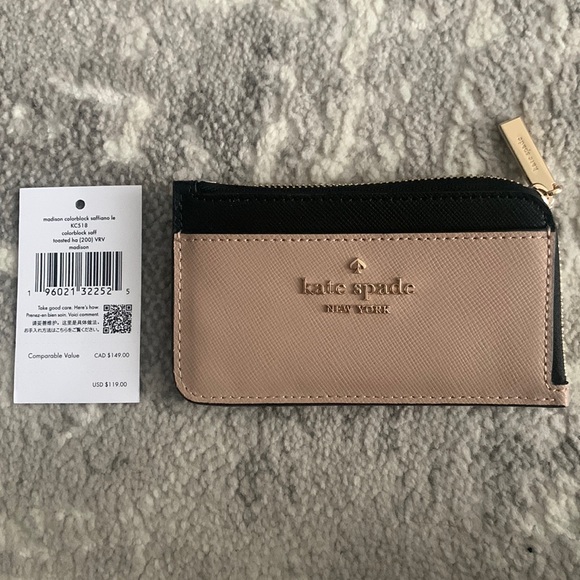 Kate Spade Card and Coin Wallet - Picture 1 of 3